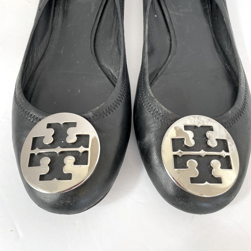 Classic Tory Burch black ballet  style shoe 9 and 1/2